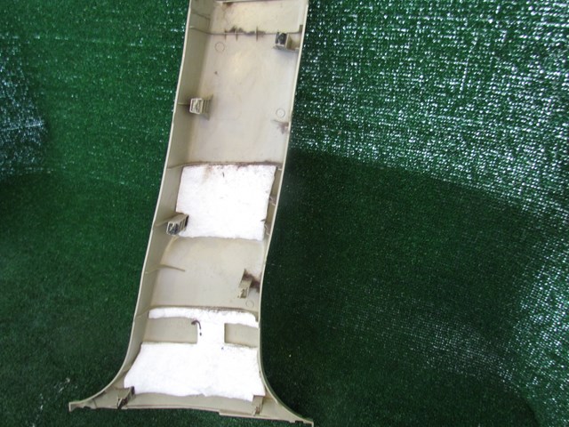 2005 Infiniti G35 Sedan LH Driver Lower B Pillar Trim 76916 AL500