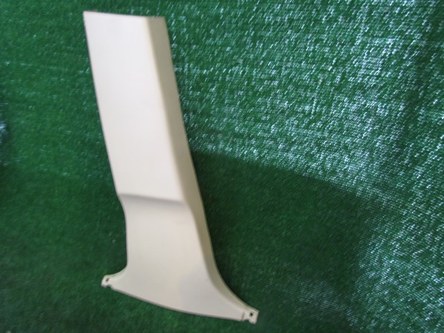 2005 Infiniti G35 Sedan LH Driver Lower B Pillar Trim 76916 AL500