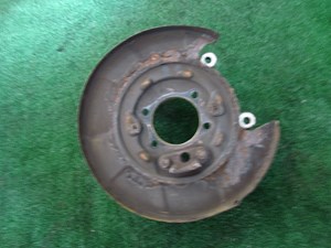 2005 Infiniti G35 Sedan Rear RH Passenger Spindle