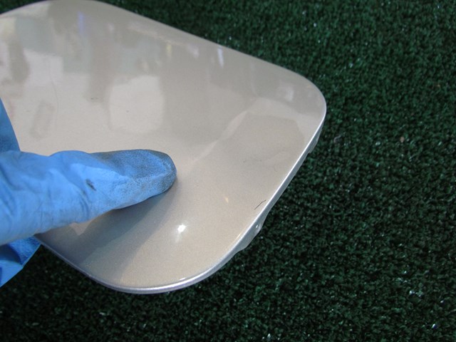 2005 Infiniti G35 Sedan Fuel Door and Gas Cap-Read Description