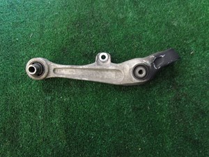 2005 Infiniti G35 Sedan Front RH Passenger Lower Control Arm