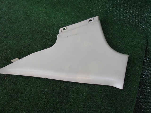 2005 Infiniti G35 Sedan RH C Pillar Trim 76934 AL500