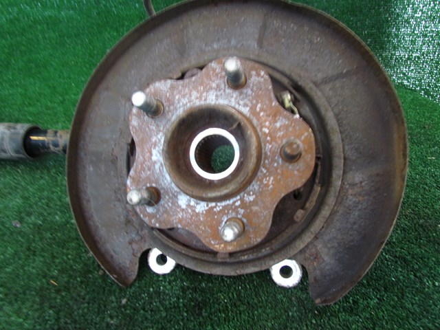 2003 Nissan 350z Rear LH Driver Spindle & Strut