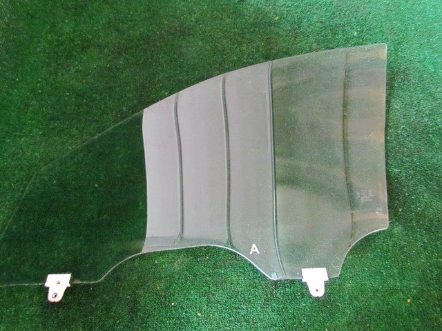 2011 Infiniti G37 Sedan Front RH Passenger Door Glass