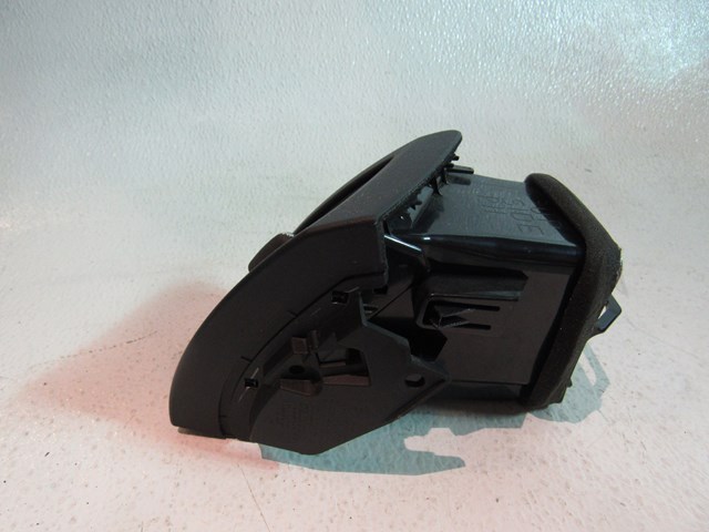 2011 Infiniti G37 Sedan RH Passenger Dash Vent 68760 JK000