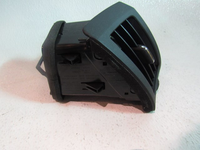 2011 Infiniti G37 Sedan RH Passenger Dash Vent 68760 JK000