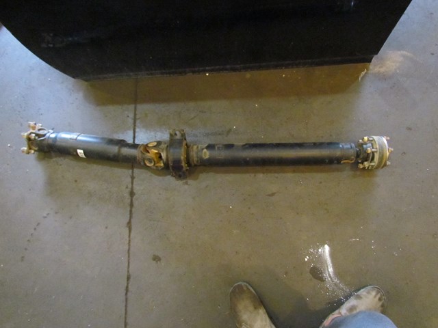 2011 Infiniti G37 Sedan A/T Rear Driveshaft