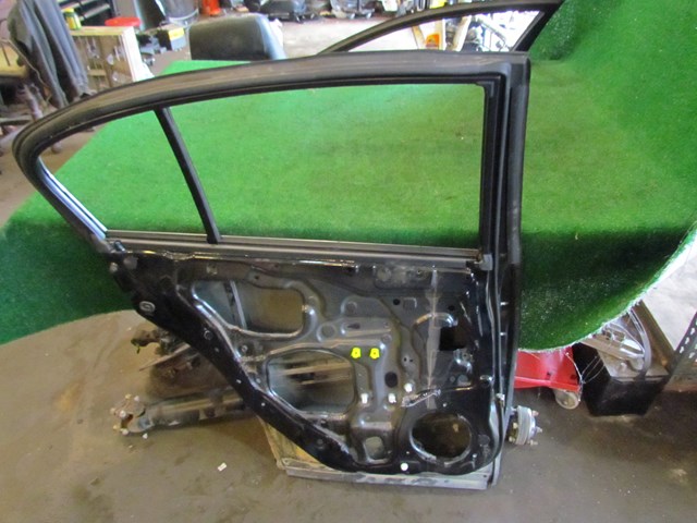 2011 Infiniti G37 Rear LH Driver Door
