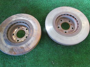 2005 Infiniti G35 RWD Front Rotor Set