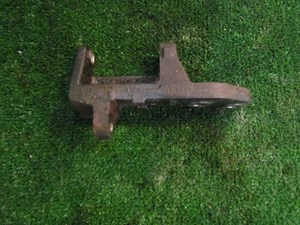 2011 Infiniti G37x Sedan Power Steering Pump Bracket