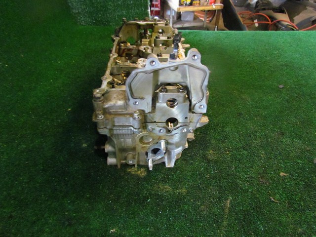 2011 Infiniti G37x Sedan LH Cylinder Head Minus Cams