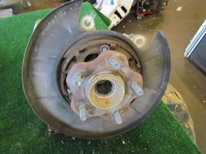2011 Infiniti G37x Sedan Rear LH Driver Spindle