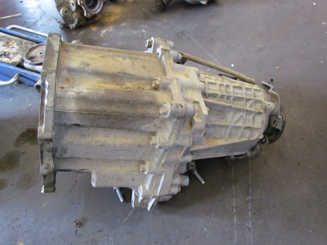 2011 Infiniti G37x Sedan Transfer Case