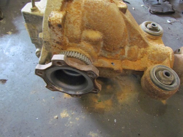 2011 Infiniti G37x Sedan Rear Differential