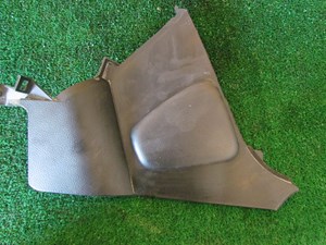2003 Nissan 350z LH Driver Lower Kick Panel w/Pad 68135 CD000
