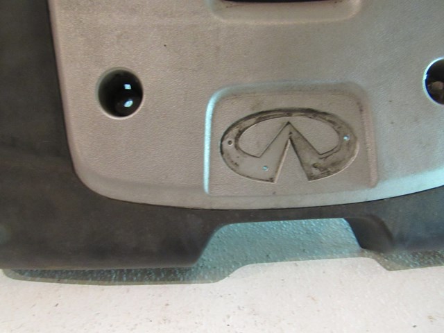 2007 Infiniti G35 Sedan Engine Cover- Missing Emblem