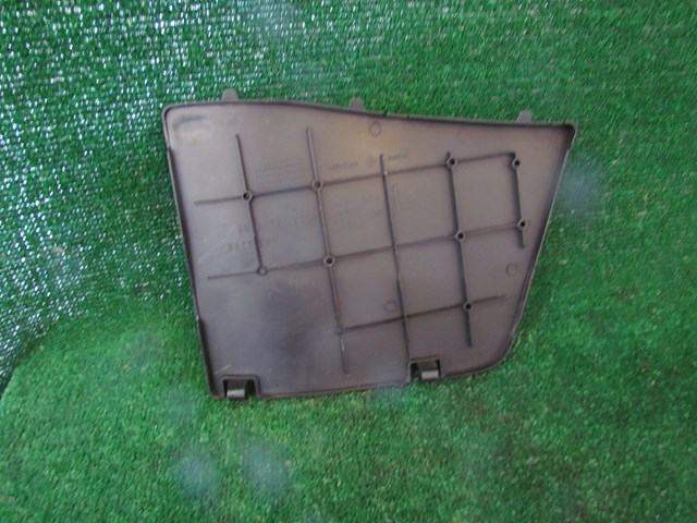 2007 Infiniti G35 LH Sedan Brake Fluid Cover 