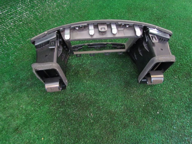 2007 Infiniti G35 Nav Screen & Radio Bezel w/Vents 68270 JK00A