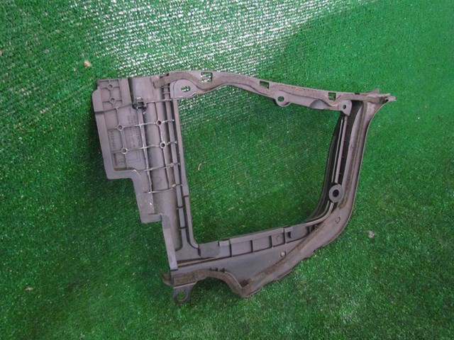 2007 Infiniti G35 Sedan LH Brake Fluid Cover Surround 
