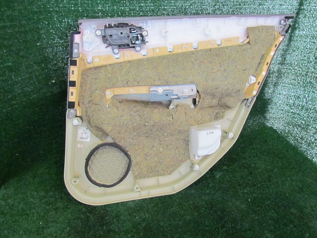 2007 Infiniti G35 Rear LH Driver Door Panel-Wheat