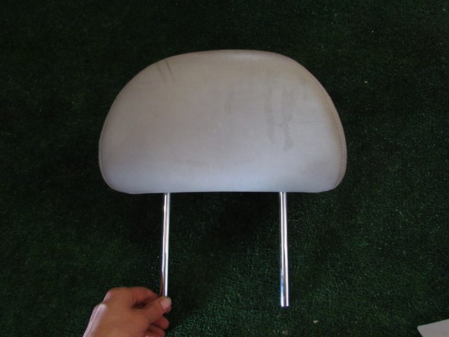 2008 Infiniti G37 Coupe Headrest