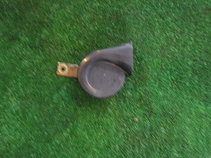 2007 Infiniti G35 Sedan LH Driver Horn