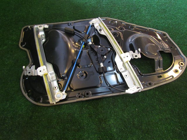 2007 Infiniti G35 Sedan Front RH Passenger Window Motor & Reg