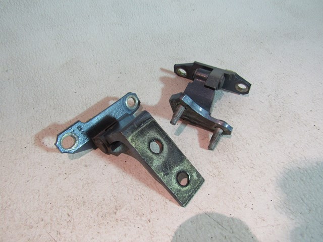 2007 Infiniti G35 Sedan Rear RH Passenger Door Hinges