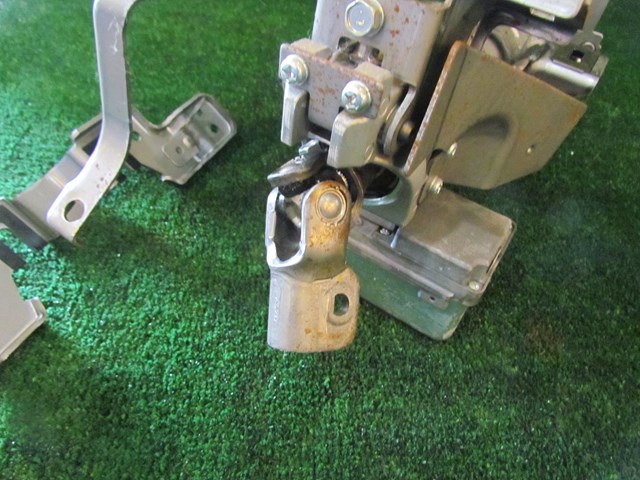 2007 Infiniti G35 Sedan Steering Column