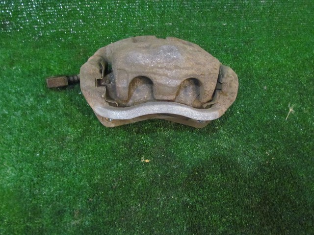 2007 Infiniti G35 RWD Sedan Front RH Passenger Caliper
