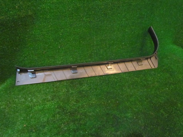 2008 Infiniti G35xs Front RH Passenger Door Sill Kick 769B4 JK20A