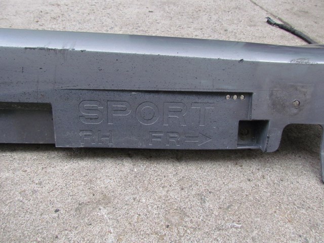 2008 Infiniti G35x Sport Sedan RH Passenger Side Skirt