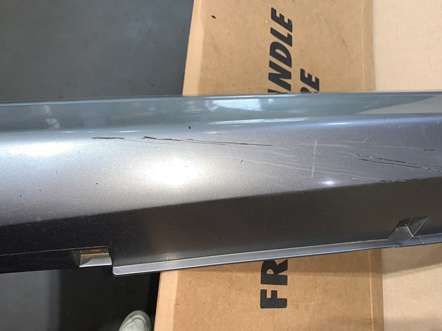 2008 Infiniti G35x Sport Sedan RH Passenger Side Skirt