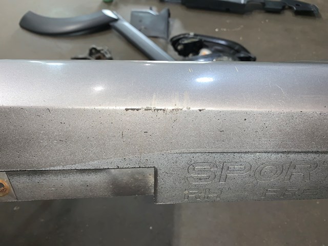 2008 Infiniti G35x Sport Sedan RH Passenger Side Skirt