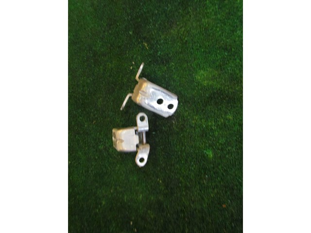 2008 Infiniti G35x S Sedan Front RH Door Hinges