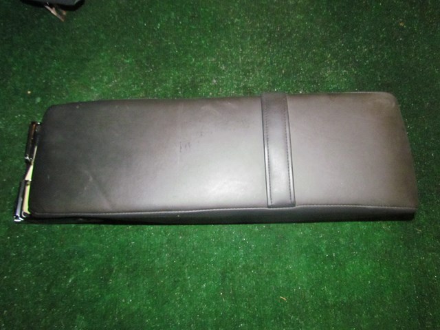 2008 Infiniti G35xS Rear Center Armrest w/Cupholders
