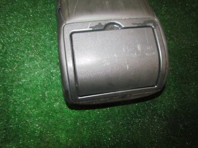 2008 Infiniti G35xS Rear Center Armrest w/Cupholders