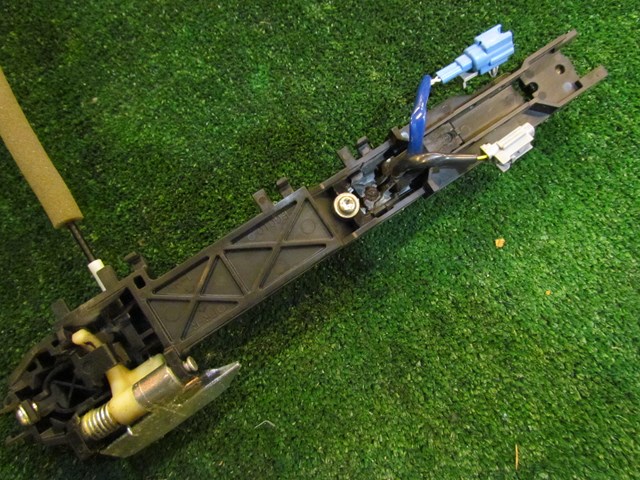 2008 Infiniti G35xs Front Passenger Exterior Door Handle