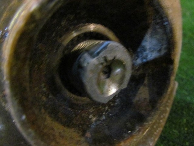 2007 BMW M6 Convertible Rear Passenger Spindle Axle