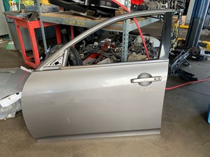 2008 Infiniti G35xS Front LH Driver Door SEE PHOTOS