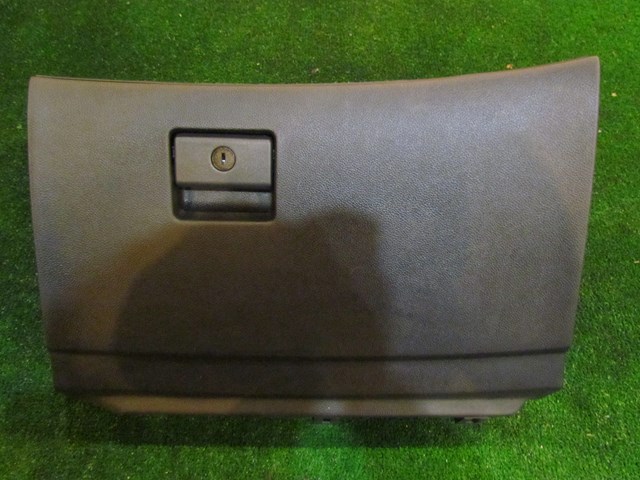 2008 Infiniti G35xS Sedan Black Glove Box