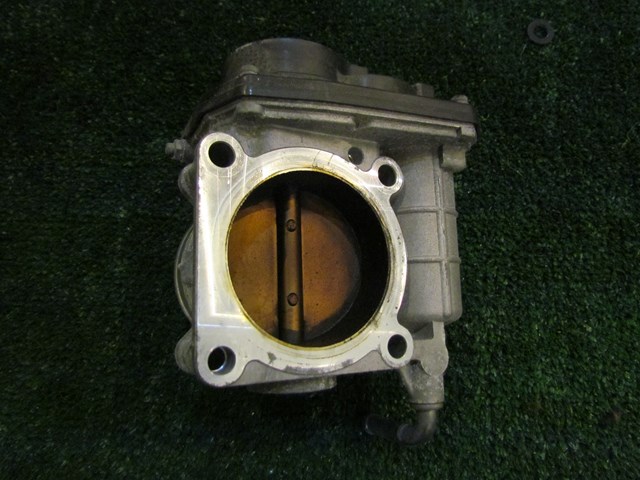 2008 Infiniti G35xS Sedan Passenger Throttle Body