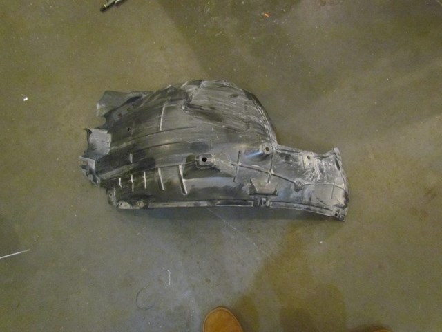 2008 Infiniti G35 G35xS Sedan Front RH Fender Liner Rear Portion