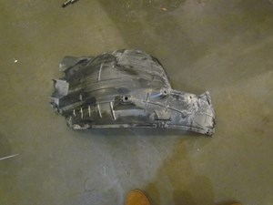2008 Infiniti G35 G35xS Sedan Front RH Fender Liner Rear Portion