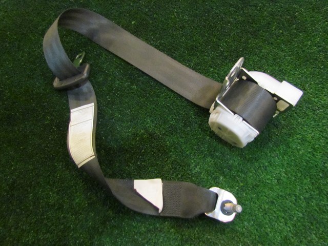 2008 Infiniti G35xS Rear Right Passenger Seatbelt