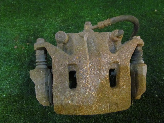 2008 Infiniti G35xS Front LH Driver Caliper