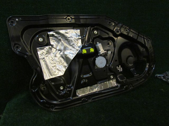 2008 Infiniti G35xS Front LH Window Motor & Regulator