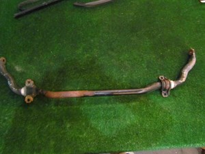 2008 Infiniti G35xS Front Sway Bar