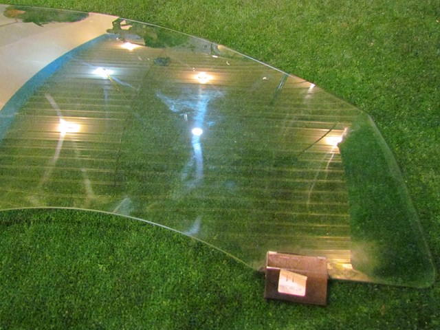 2007 BMW M6 Convertible Passenger Door Glass