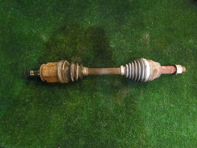 2008 Infiniti G35xS Front RH Passenger Axle